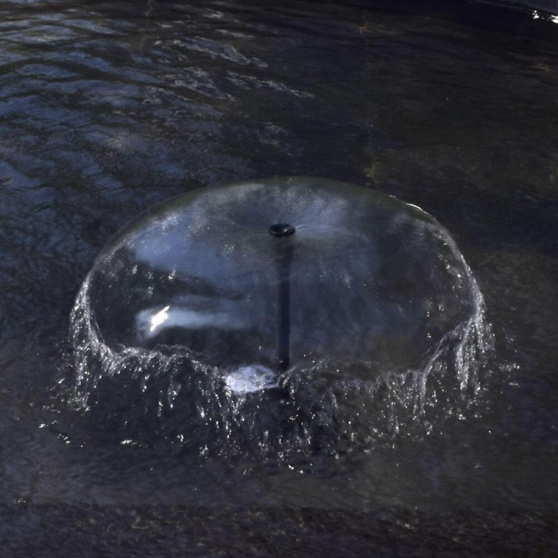 15W solcellespringvand med batteri og lys